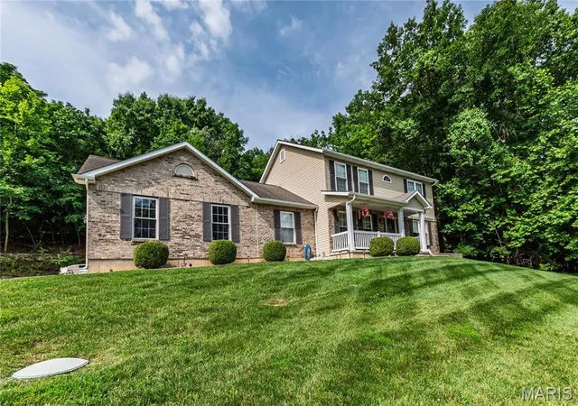 Homes for sale in Byrnes Mill, MO | 6688 Upper Byrnes Mill Rd, Byrnes Mill, MO 63051 | MLS# MIS26034540