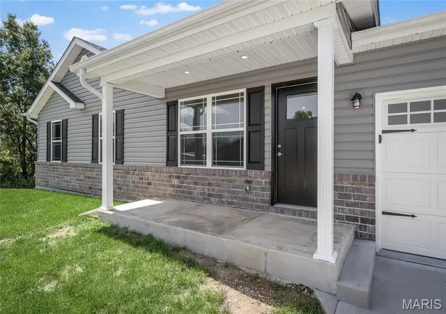 Homes for sale in Wright City, MO | 140 Wakefield Dr, Wright City, MO 63390 | MLS# MIS26034571