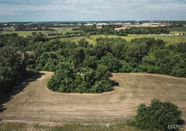 5th image of 13379 Missouri Bottom Rd, Bridgeton, MO 63044 | MLS# MIS26034576