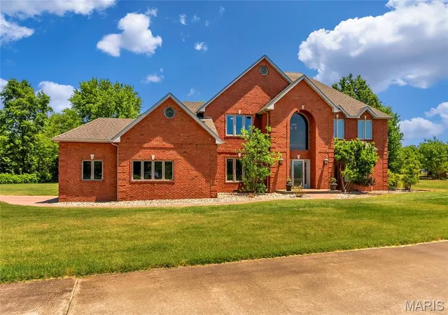 2nd image of 12863 Bowling Alley, Benton, IL 62812 | MLS# MIS26034585