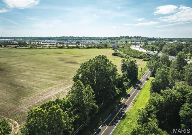 16th image of 13325 Missouri Bottom Rd, Bridgeton, MO 63044 | MLS# MIS26034587