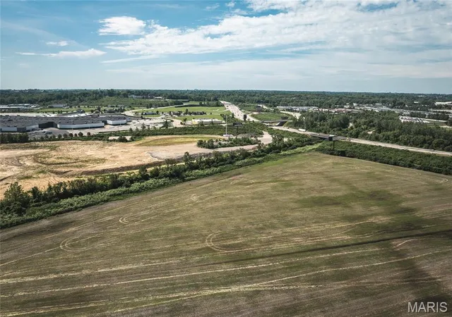 2nd image of 13325 Missouri Bottom Rd, Bridgeton, MO 63044 | MLS# MIS26034587
