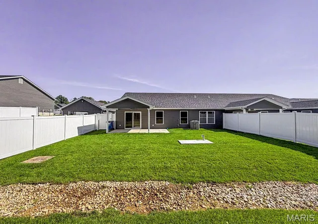 Homes for sale in De Soto, MO | 1553 Hickory Landing, De Soto, MO 63020 | MLS# MIS26034617