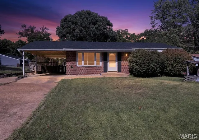 Photo 1 of Single family home for sale at 1705 Bradshaw Dr, Saint Louis, MO 63136 | MLS# MIS26034619 | Listing updated on 2026-10-07