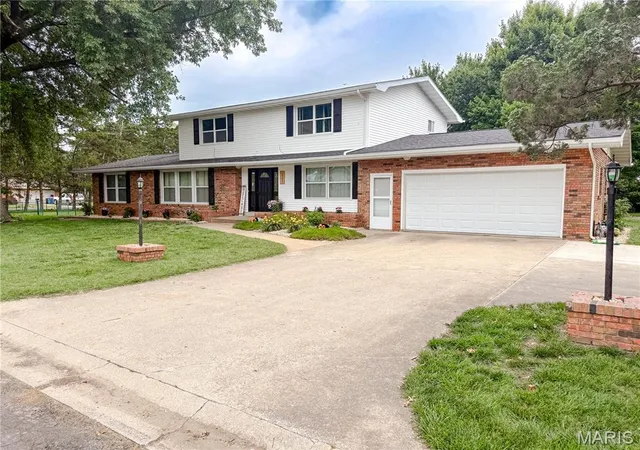 Photo 1 of Single family home for sale at 2707 Lemon Street Rd, Highland, IL 62249 | MLS# MIS26034645 | Listing updated on 2026-09-14