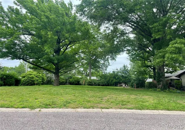 1st image of 807 Wilshire Dr, Washington, MO 63090 | MLS# MIS26034648