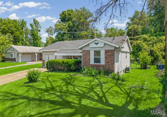 4th image of 11790 New Halls Ferry Rd, Florissant, MO 63033 | MLS# MIS26034669