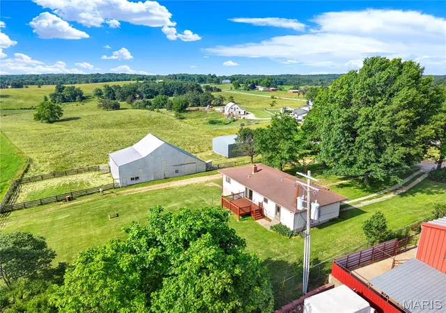 Photo 1 of Sale Pending at 4642 Hwy 185, New Haven, MO 63068 | MLS# MIS26034675 | Listing updated on 2026-09-25