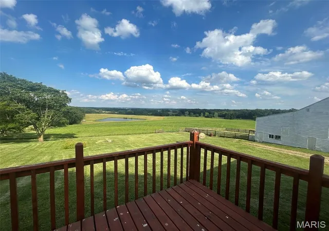 Photo 3 of Sale Pending at 4642 Hwy 185, New Haven, MO 63068 | MLS# MIS26034675 | Listing updated on 2026-09-25