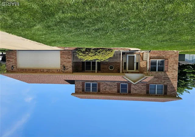 Homes for sale in Freeburg, IL | 611 Brookstone Court, Freeburg, IL 62243 | MLS# MIS26034677