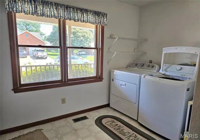 Homes for sale in Freeburg, IL | 611 Brookstone Court, Freeburg, IL 62243 | MLS# MIS26034677