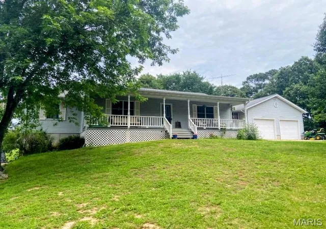 Homes for sale in Saint James, MO | 17351 County Road 1060, Saint James, MO 65559 | MLS# MIS26034696