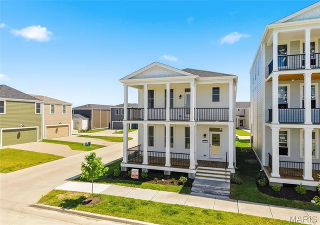 3rd image of 4200 Marais Temps Clair Dr, Saint Charles, MO 63301 | MLS# MIS26034707