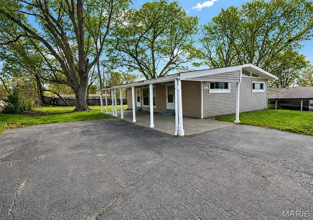 Homes for sale in Unincorporated, MO | 1130 Trampe Ave, Unincorporated, MO 63138 | MLS# MIS26034723