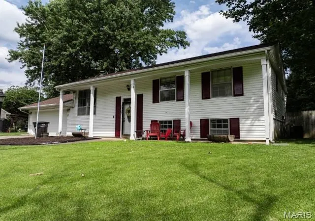 Homes for sale in Carbondale, IL | 1027 W Willow, Carbondale, IL 62901 | MLS# MIS26034732