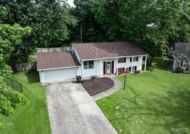 Homes for sale in Carbondale, IL | 1027 W Willow, Carbondale, IL 62901 | MLS# MIS26034732