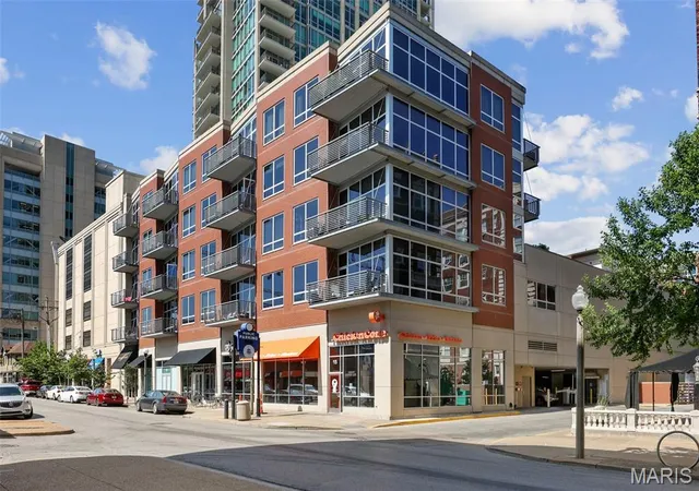 Photo 1 of Condo for sale at 9 N Euclid Ave #610, Saint Louis, MO 63108 | MLS# MIS26034736 | Listing updated on 2026-08-23