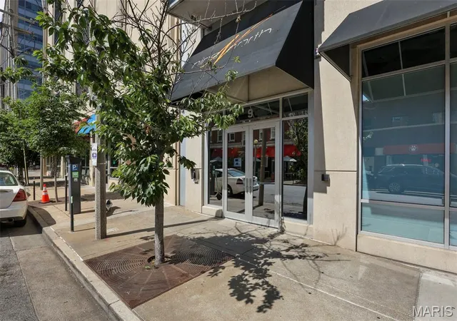 Photo 2 of Condo for sale at 9 N Euclid Ave #610, Saint Louis, MO 63108 | MLS# MIS26034736 | Listing updated on 2026-08-23