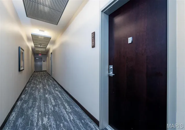3rd image of 9 N Euclid Ave #610, St Louis, MO 63108 | MLS# MIS26034736