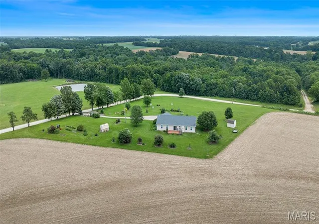 Homes for sale in Curryville, MO | 19220 Pike 459, Curryville, MO 63339 | MLS# MIS26034774