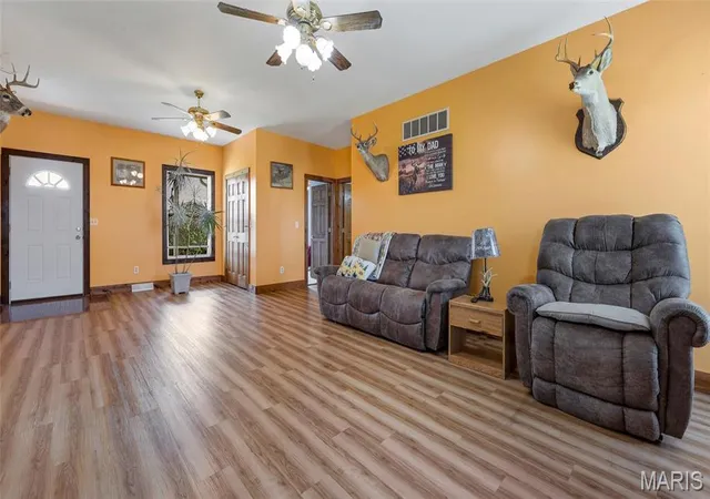 Homes for sale in Curryville, MO | 19220 Pike 459, Curryville, MO 63339 | MLS# MIS26034774