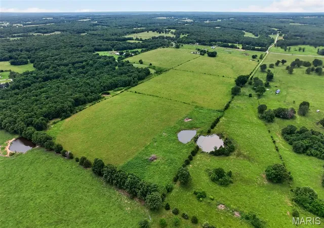Homes for sale in Stoutland, MO | 1044 Pritchett Rd, Stoutland, MO 65567 | MLS# MIS26034775