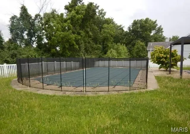 4th image of 887 Home Park Dr, St Peters, MO 63376 | MLS# MIS26034814