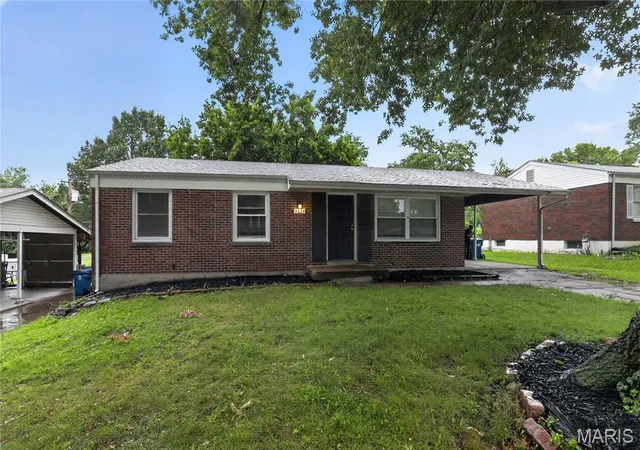 Homes for sale in St Louis, MO | 1627 Keelen Dr, St Louis, MO 63136 | MLS# MIS26034847