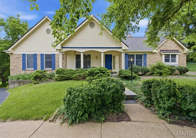 79th image of 201 W Manor Dr Dr, Chesterfield, MO 63017 | MLS# MIS26034856