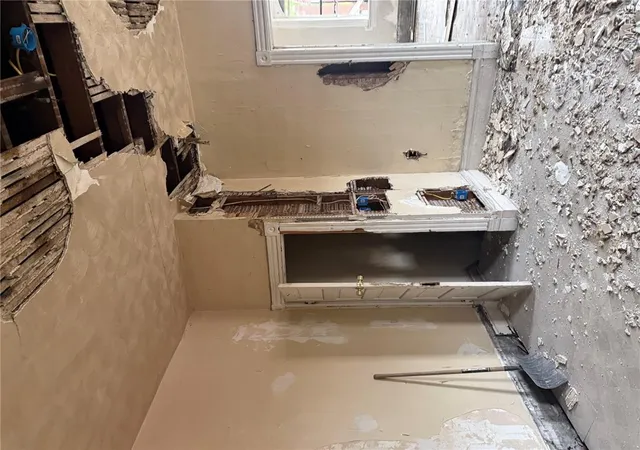 Photo 3 of Multi family home for sale at 4755-4757 Saint Louis Ave, Saint Louis, MO 63115 | MLS# MIS26034860 | Listing updated on 2026-10-17