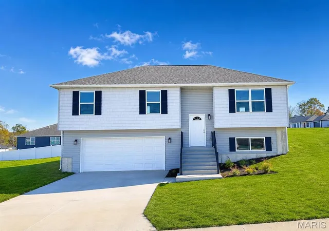 Homes for sale in Union, MO | 112 Ventnor Ave, Union, MO 63084 | MLS# MIS26034868