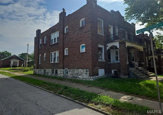2nd image of 4685 Kossuth Ave, St Louis, MO 63115 | MLS# MIS26034890