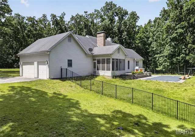 45th image of 2 Woodridge Dr, Defiance, MO 63341 | MLS# MIS26034897