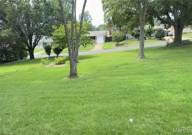 Photo 1 of Land for sale at 660 Herbst Dr, Florissant, MO 63031 | MLS# MIS26034937 | Listing updated on 2026-07-20