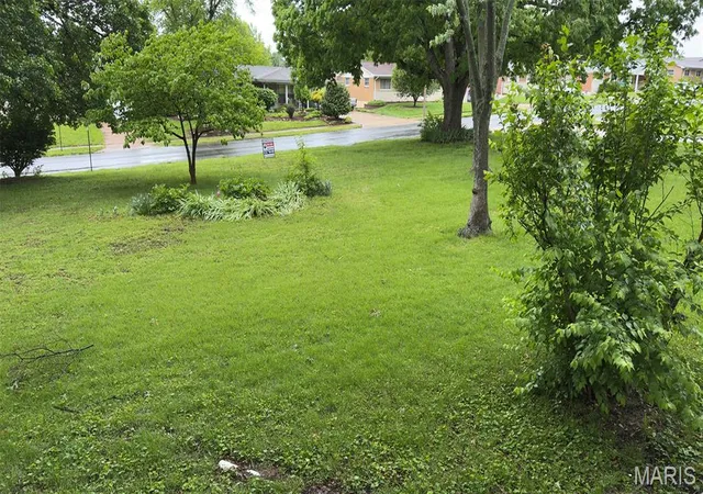 Photo 3 of Land for sale at 660 Herbst Dr, Florissant, MO 63031 | MLS# MIS26034937 | Listing updated on 2026-07-20