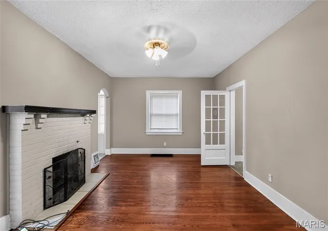 Homes for sale in St Louis, MO | 216 Harrison Ave, St Louis, MO 63135 | MLS# MIS26034942