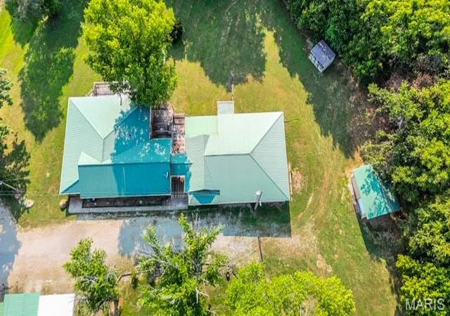 Photo 3 of Single family home for sale at 19463 State Hwy U, Irondale, MO 63648 | MLS# MIS26034966 | Listing updated on 2026-08-30