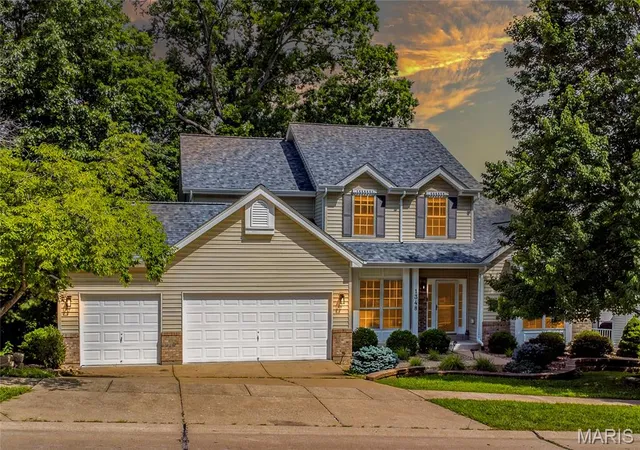 Homes for sale in Ballwin, MO | 1348 Richland Meadows Dr, Ballwin, MO 63021 | MLS# MIS26034971