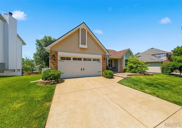 Homes for sale in O Fallon, MO | 33 Georgetown Cir, O Fallon, MO 63368 | MLS# MIS26034973