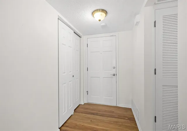 Photo 4 of Condo for sale at 223 Country Club Vw, Edwardsville, IL 62025 | MLS# MIS26034976 | Listing updated on 2026-09-30