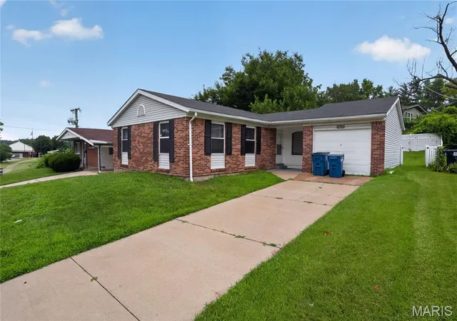 1st image of 2583 Robley Dr, Saint Louis, MO 63136 | MLS# MIS26035033