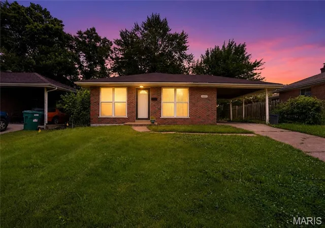 Homes for sale in Jennings, MO | 8808 Cherrywood Ln, Jennings, MO 63136 | MLS# MIS26035045