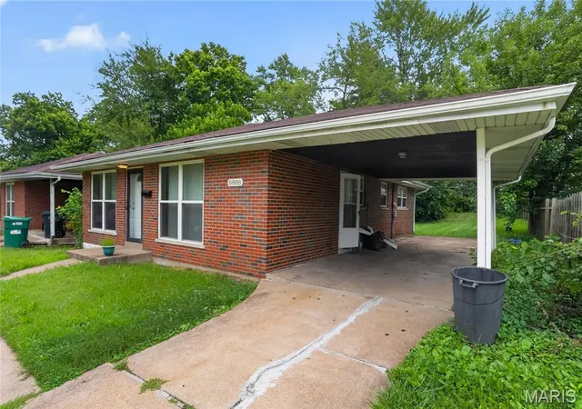 Homes for sale in Jennings, MO | 8808 Cherrywood Ln, Jennings, MO 63136 | MLS# MIS26035045