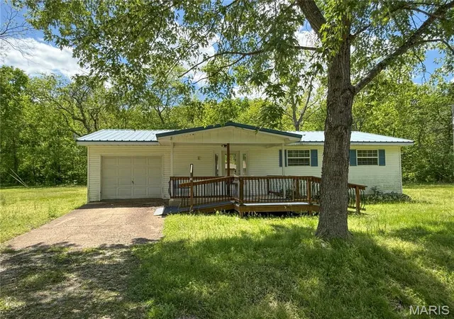 Homes for sale in Rolla, MO | 12660 Beaver Manor Rd, Rolla, MO 65401 | MLS# MIS26035062