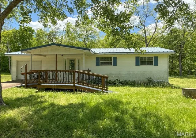 Homes for sale in Rolla, MO | 12660 Beaver Manor Rd, Rolla, MO 65401 | MLS# MIS26035062
