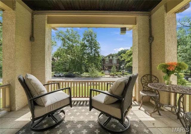 Homes for sale in University City, MO | 415 Westgate Ave, University City, MO 63130 | MLS# MIS26035068