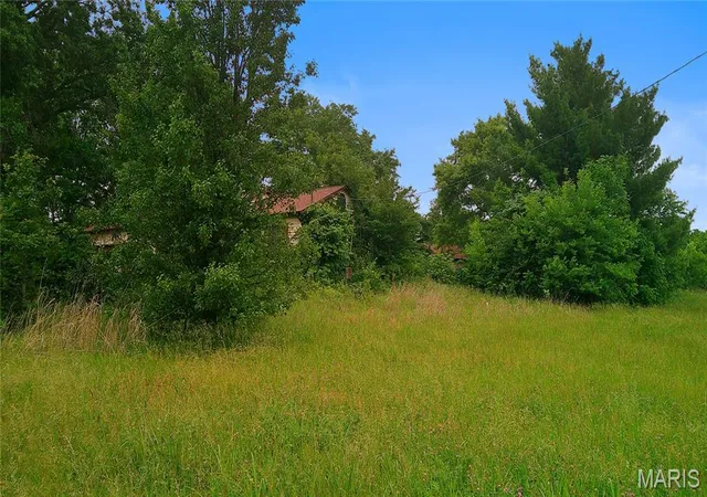 Photo 3 of Single family home for sale at 2120 4 Mile Rd, Washington, MO 63090 | MLS# MIS26035071 | Listing updated on 2026-09-30