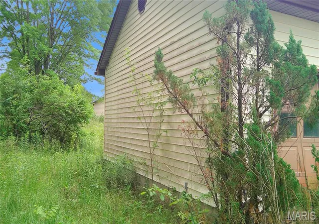 4th image of 2120 4 Mile Rd, Washington, MO 63090 | MLS# MIS26035071