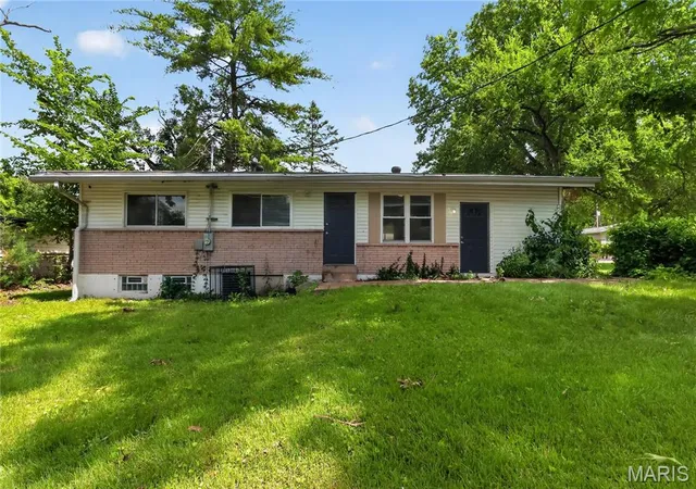 Photo 1 of Single family home for sale at 2254 Gadbury Dr, Saint Louis, MO 63136 | MLS# MIS26035091 | Listing updated on 2026-10-19