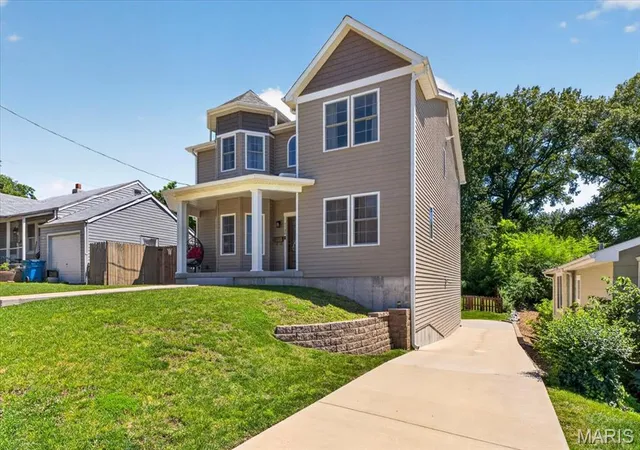 3rd image of 7730 Weaver Ave, Maplewood, MO 63143 | MLS# MIS26035144